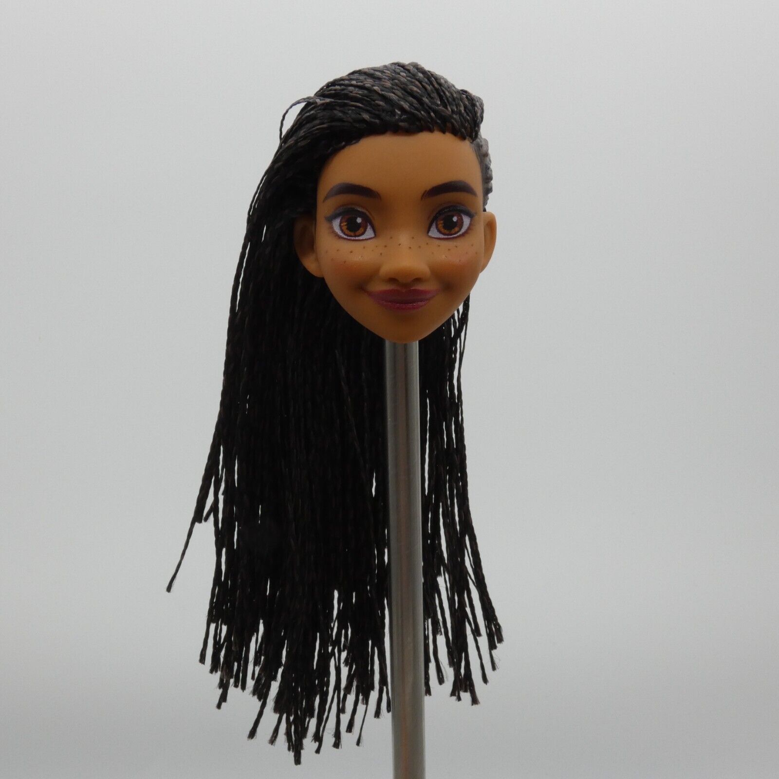 Disney Wish Asha Doll Head Freckles Medium Light Skin Micro Blades Mattel HPX23