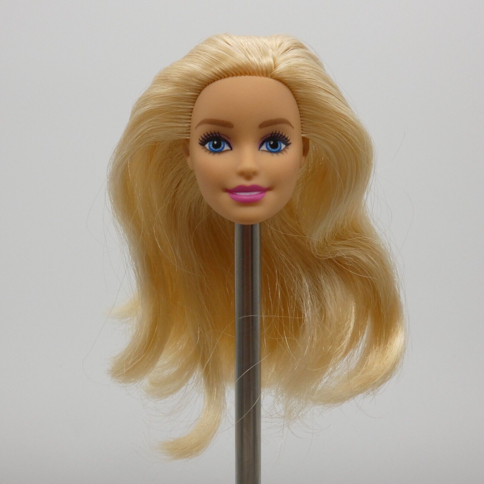 Barbie Made To Move Hiker Doll Head Millie Blonde Camping Fun 2016 Mattel FTK25