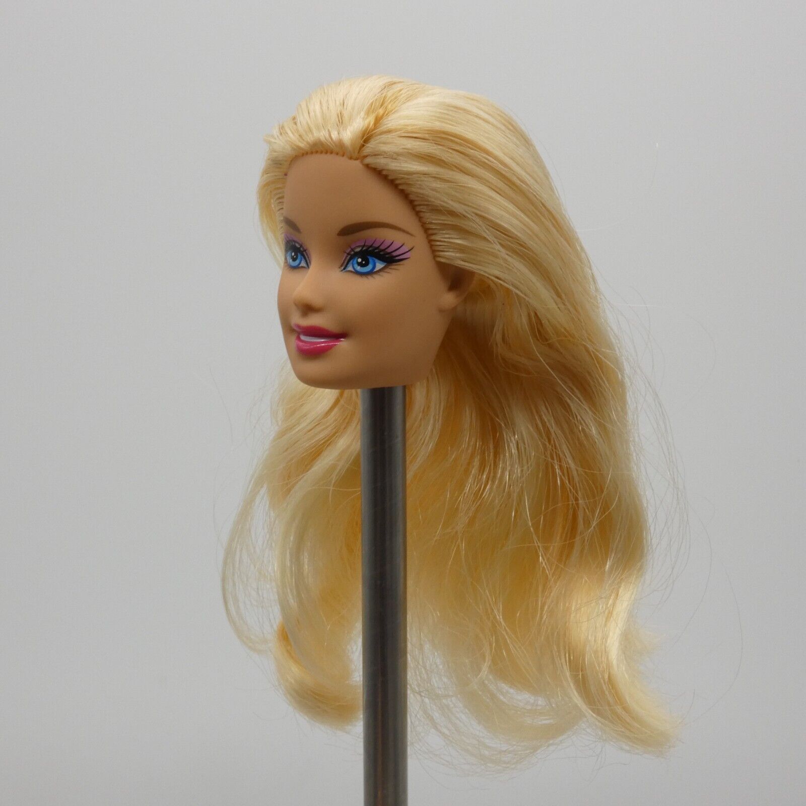 Barbie Fashionistas Doll Head Only Generation Girl CEO Face Blonde Light Skin