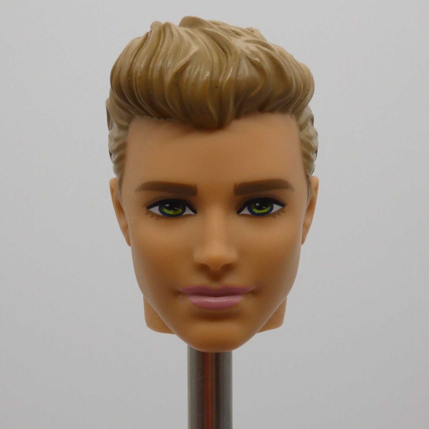 Barbie Fashionistas Ken Doll Head Prince Kieran Face Blonde Green Eyes DGY67