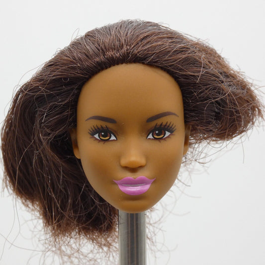 Barbie Fashionistas Doll Head Kim Face AA Medium Dark Skin 2019 Mattel GBK25