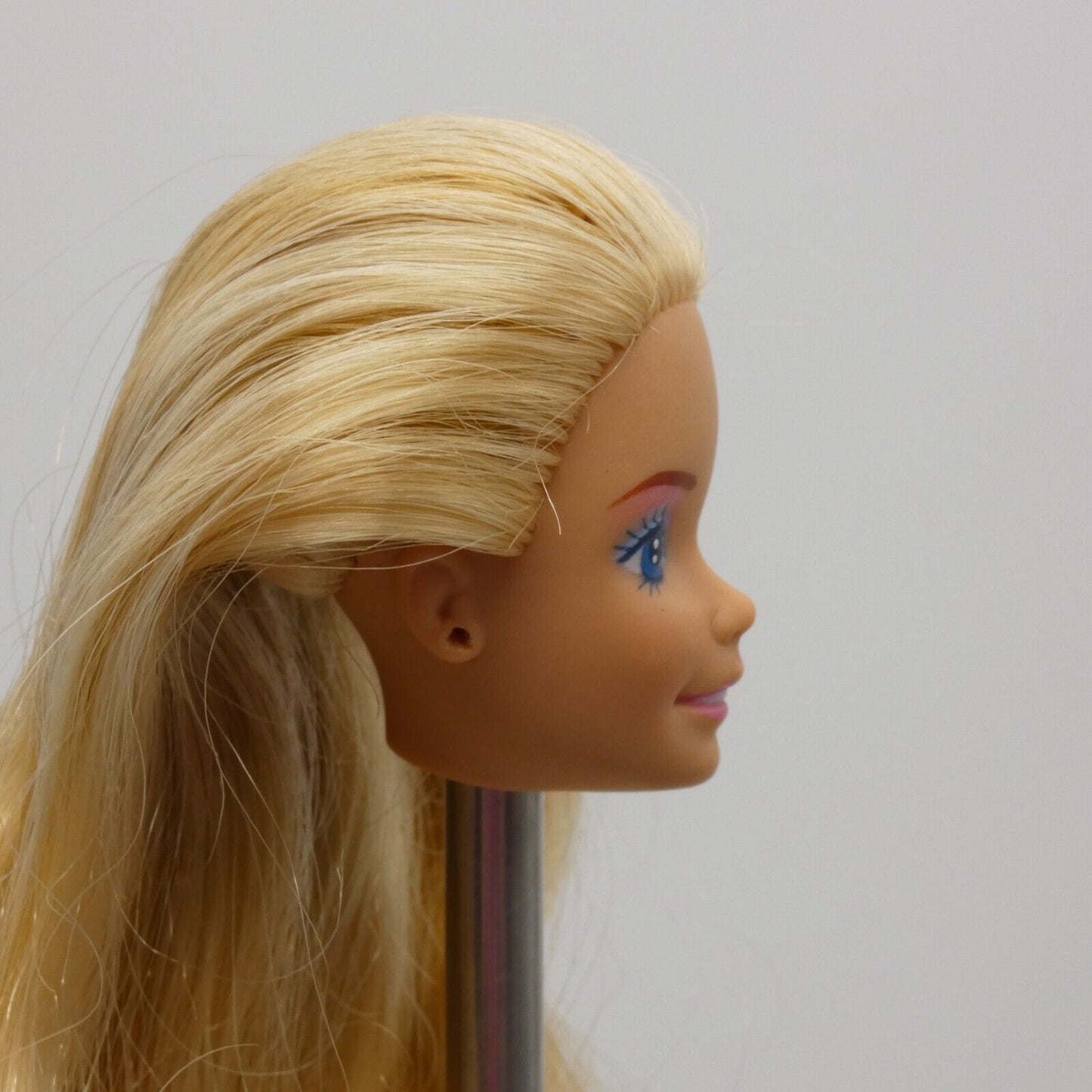 Barbie Animal Lovin Doll Head SuperStar Blonde Medium Light Skin 1989 Mattel