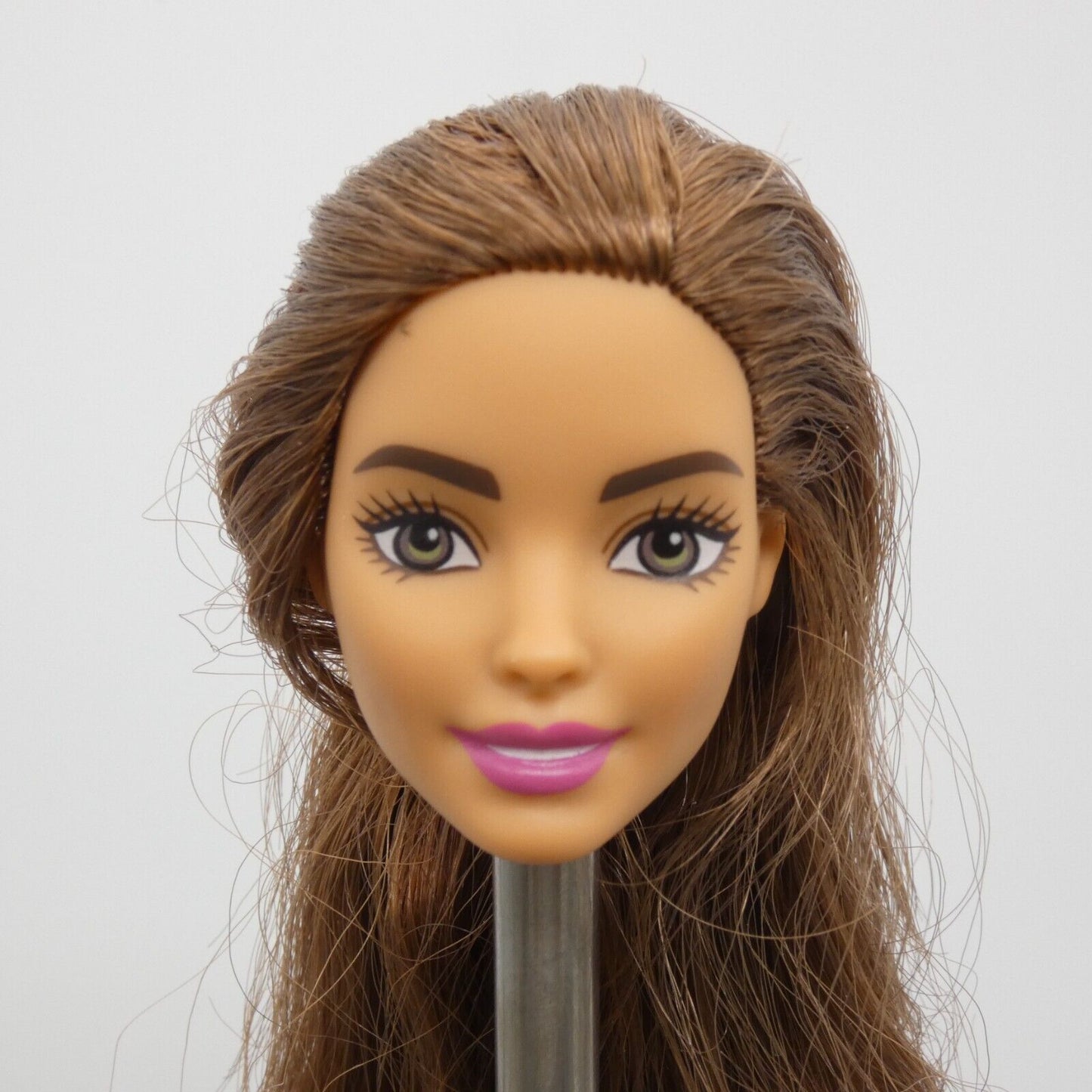 Barbie Make & Sell Boutique Doll Head Neysa Face Brown Hair Eyes 2023 HKT78