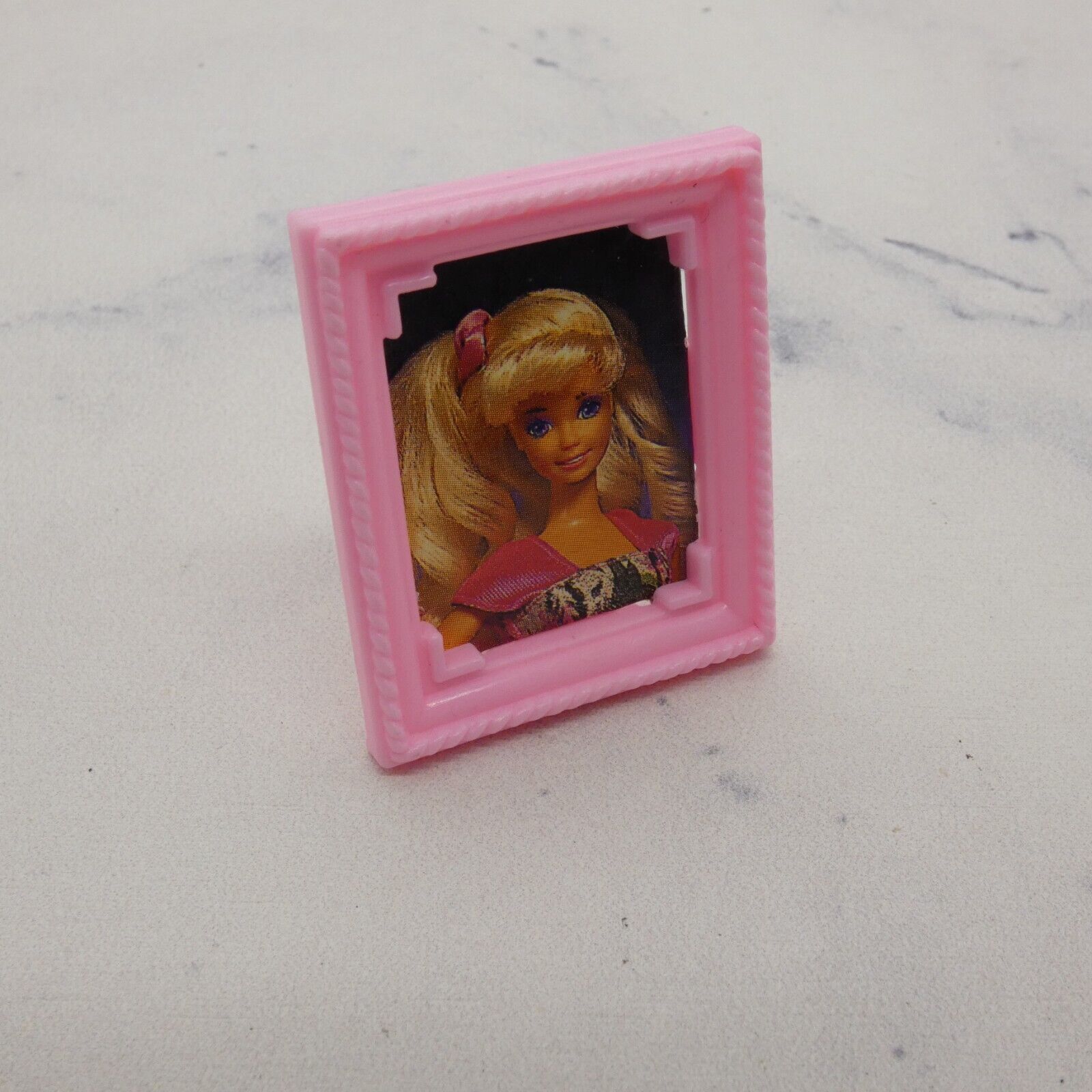 Barbie Doll Picture Frame Pink With Portrait Diorama Playset Accessory