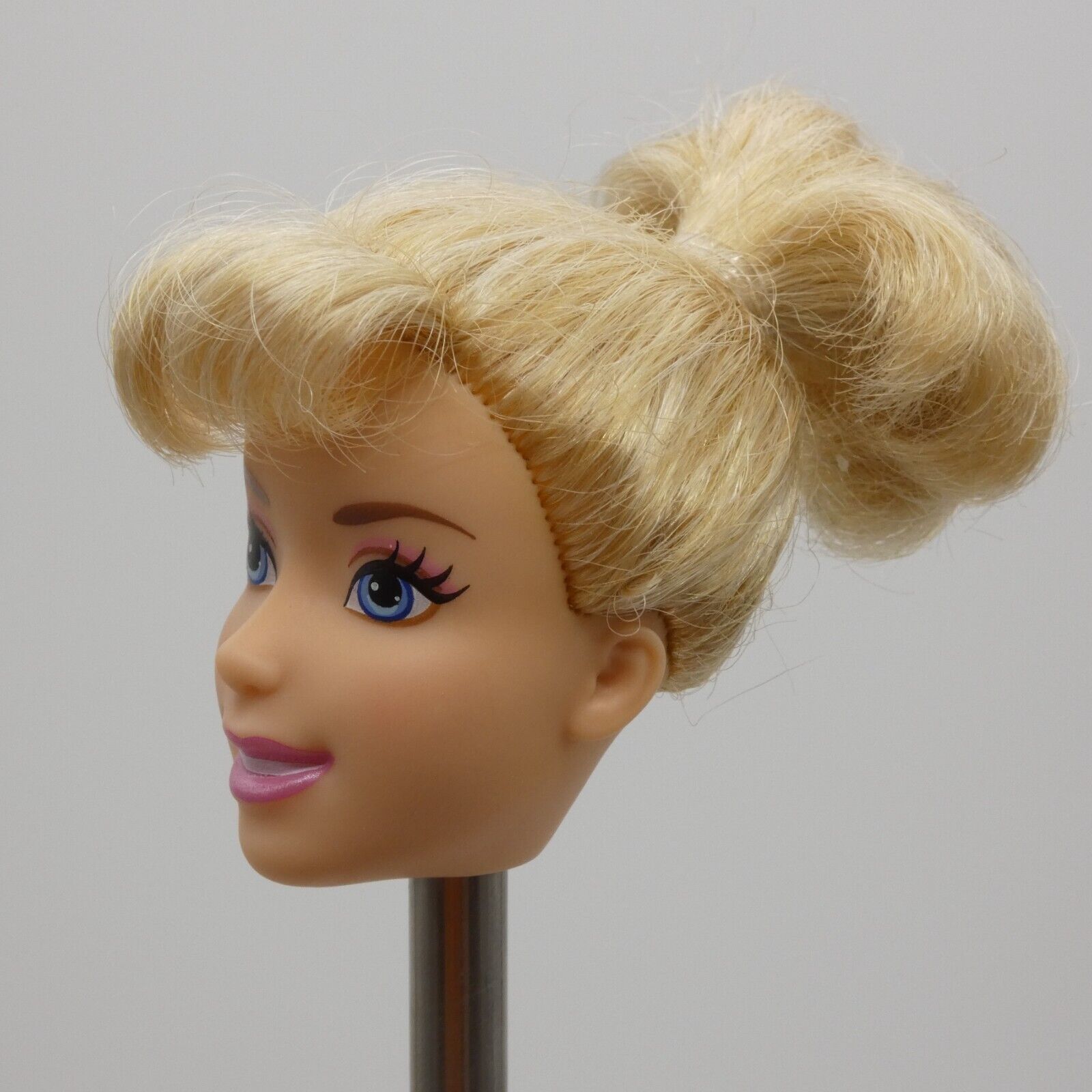 Disney Princess Cinderella Doll Head Blonde Hair Ballerina 2012 Mattel W5557