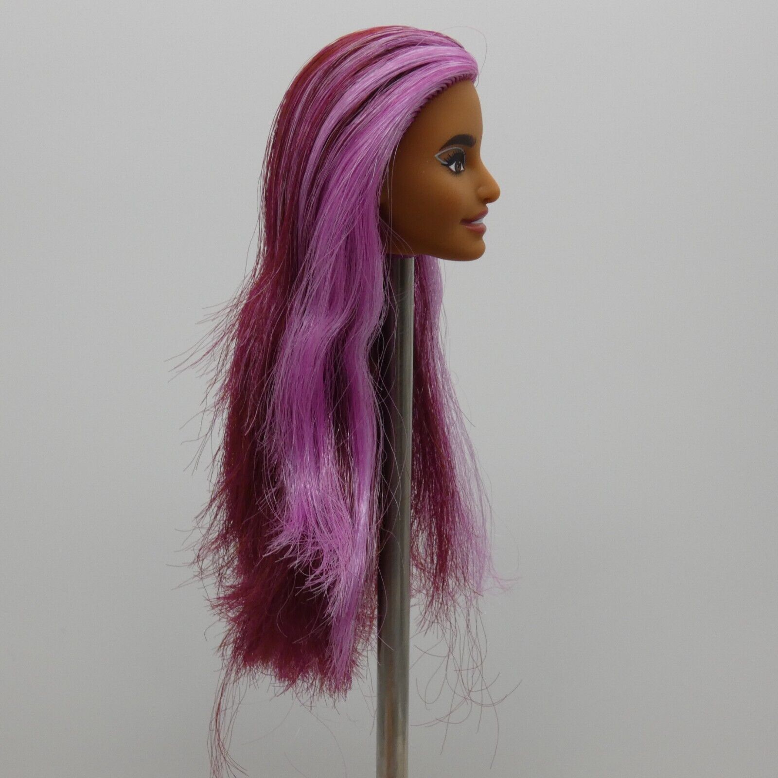 Barbie Fashionistas 207 Doll Head Greek Face Magenta Pink Hair Medium Skin HJT04