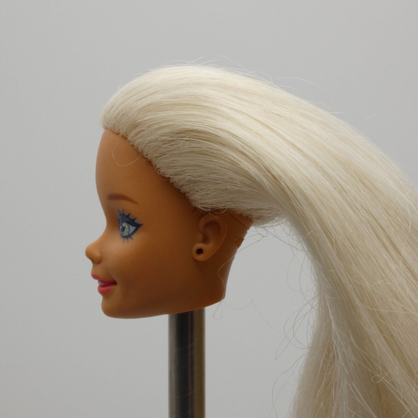 Barbie Baywatch Lifeguard Doll Head 1995 Blonde SuperStar Face 13199 Mattel