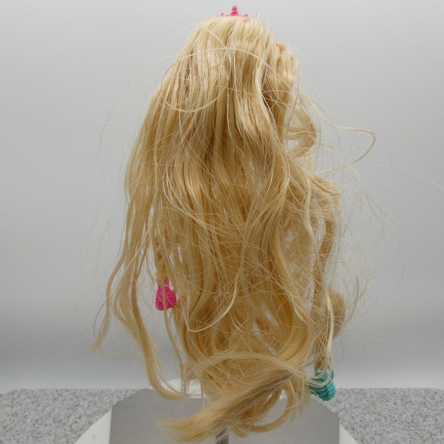 Barbie Magic Hair Doll Head Blonde Hair With Accessories Medium Light Skin