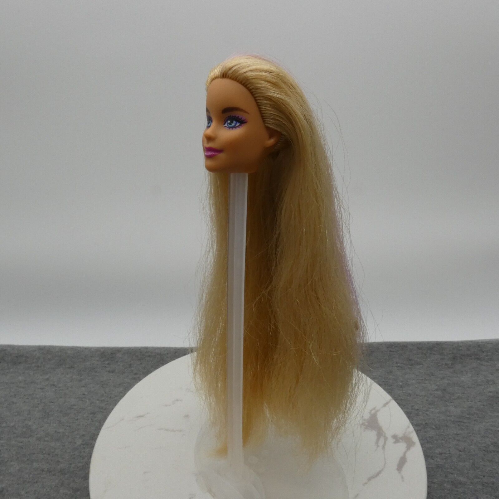 Barbie Cutie Reveal Bunny Doll Head Only Millie Closed Mouth 2022 Mattel HHG19