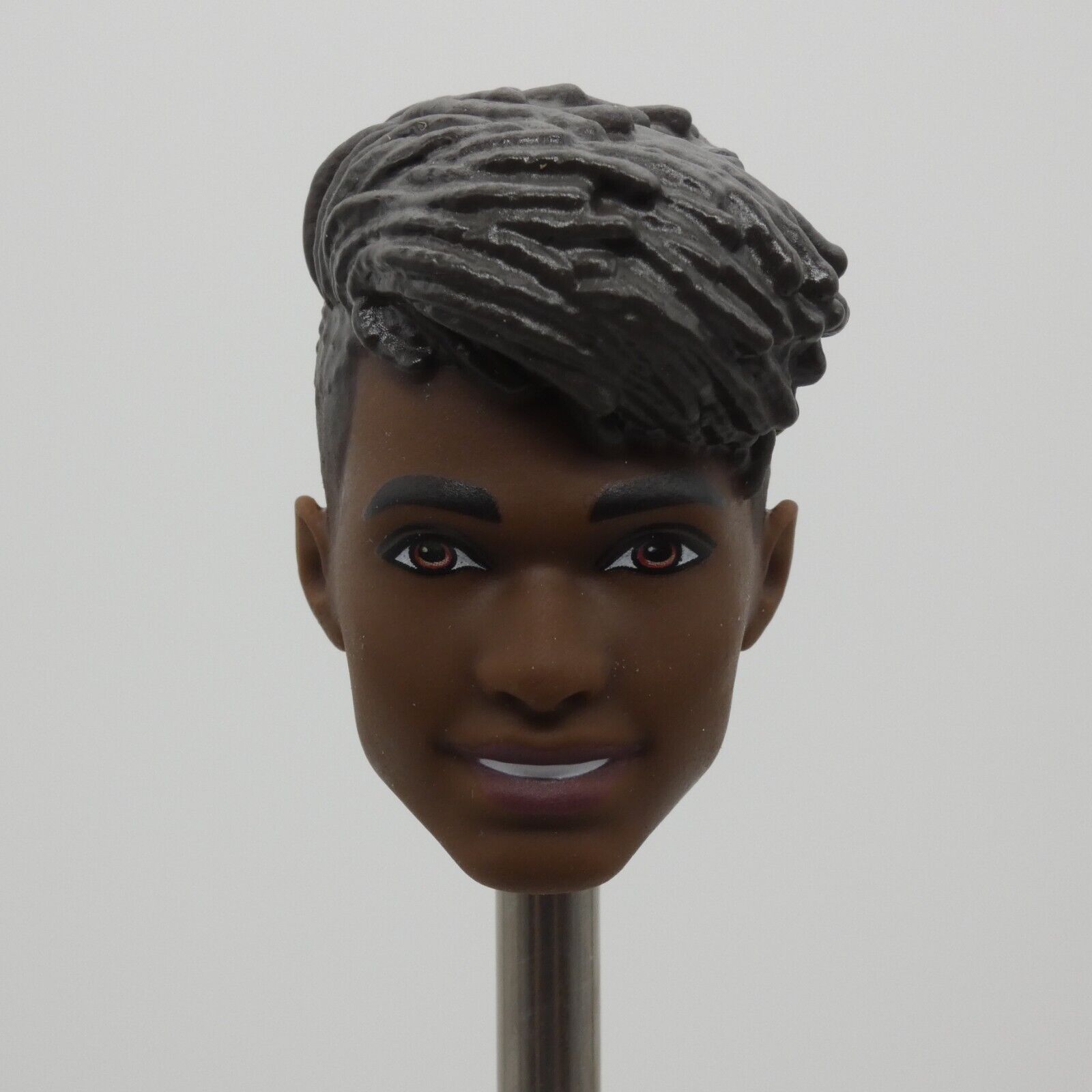 Barbie Fashionistas Ken Doll Head Spiky Quiff AA Dark Skin Tone 2022 HBV03 07