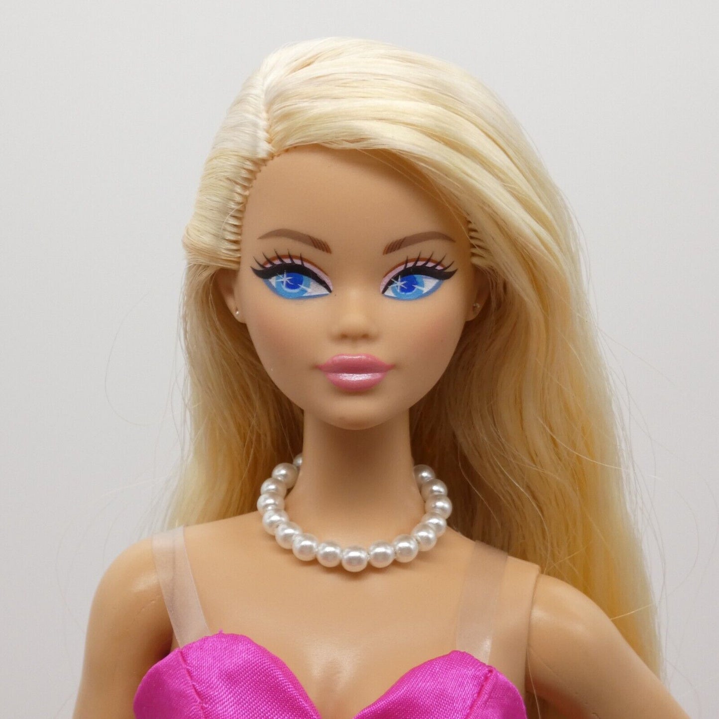 Necklace for Barbie Integrity Toys FR Size Doll White Faux Pearl Beaded Choker