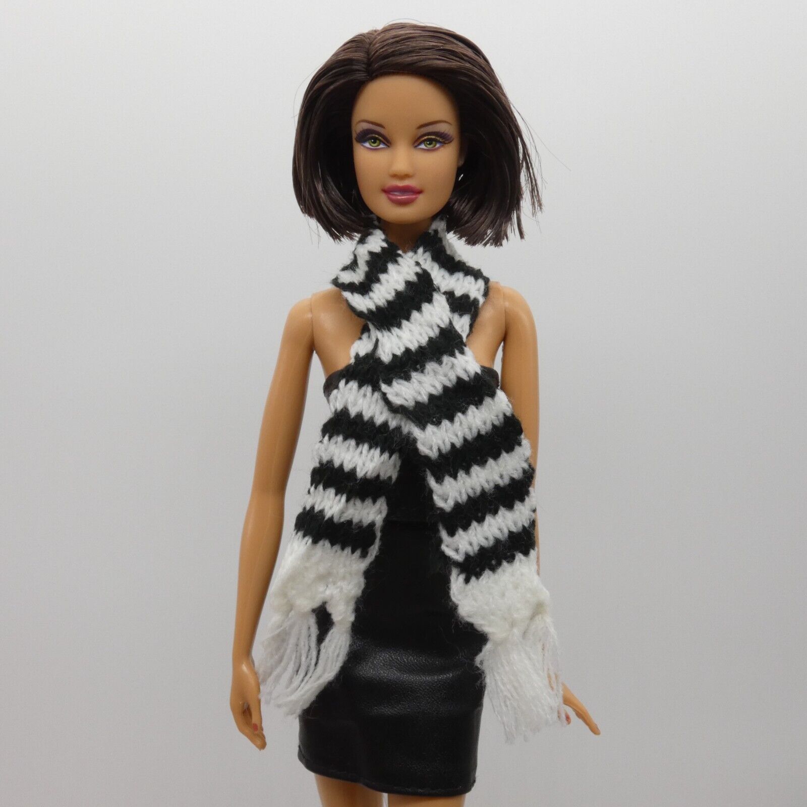 Scarf For Integrity Toys Barbie Size Doll Black White Stripe Fringe Knitted FR