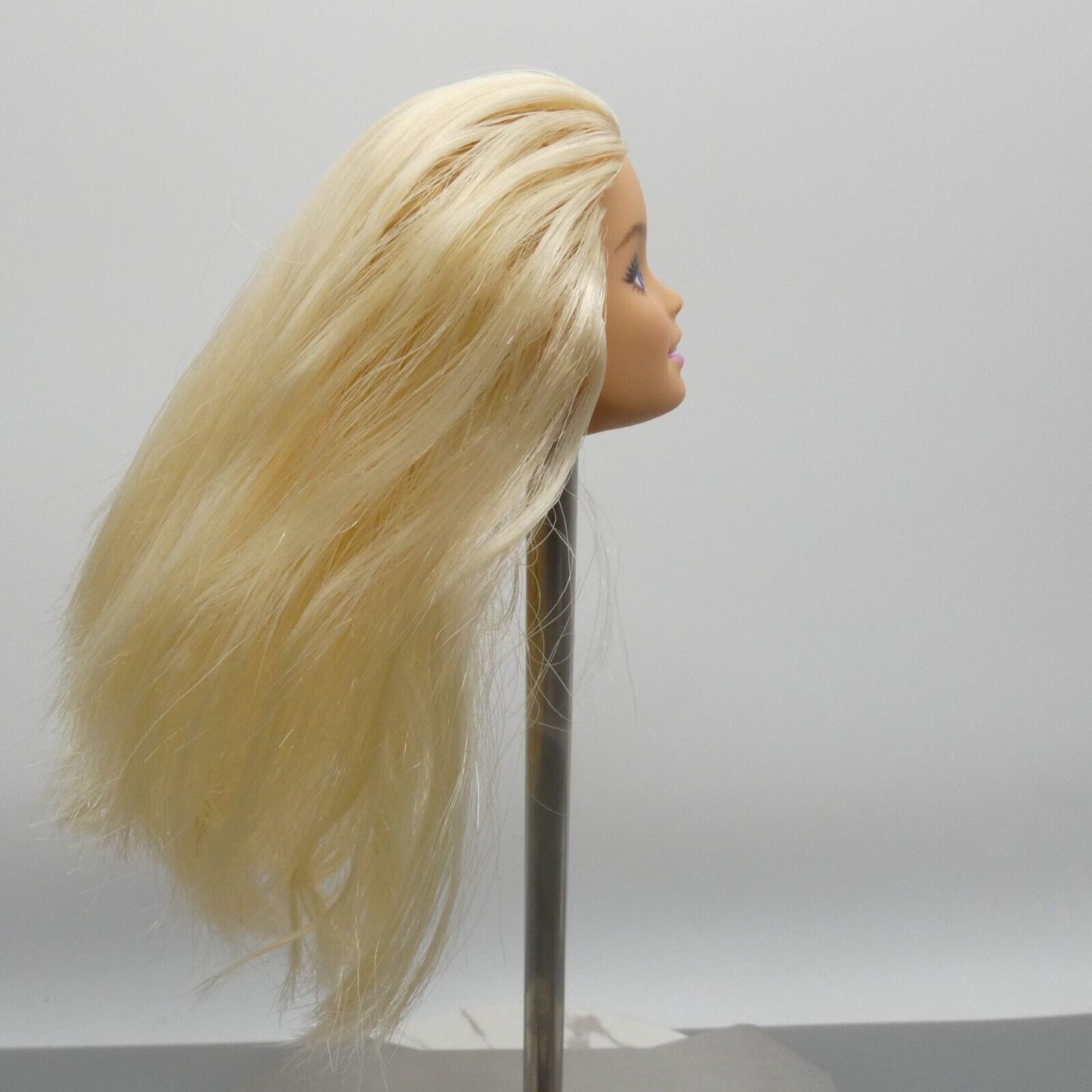 Barbie Doll Head Only Millie Face Open Mouth Medium Light Skin Tone