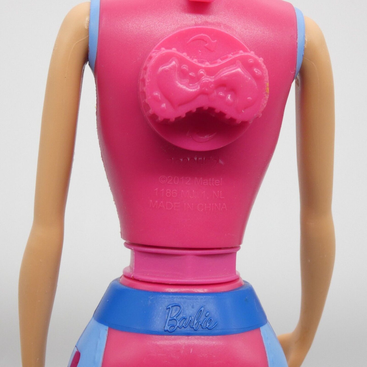 Barbie Dolphin Trainer Doll Body Splash And Spin Molded Suit 2013 Mattel X8380