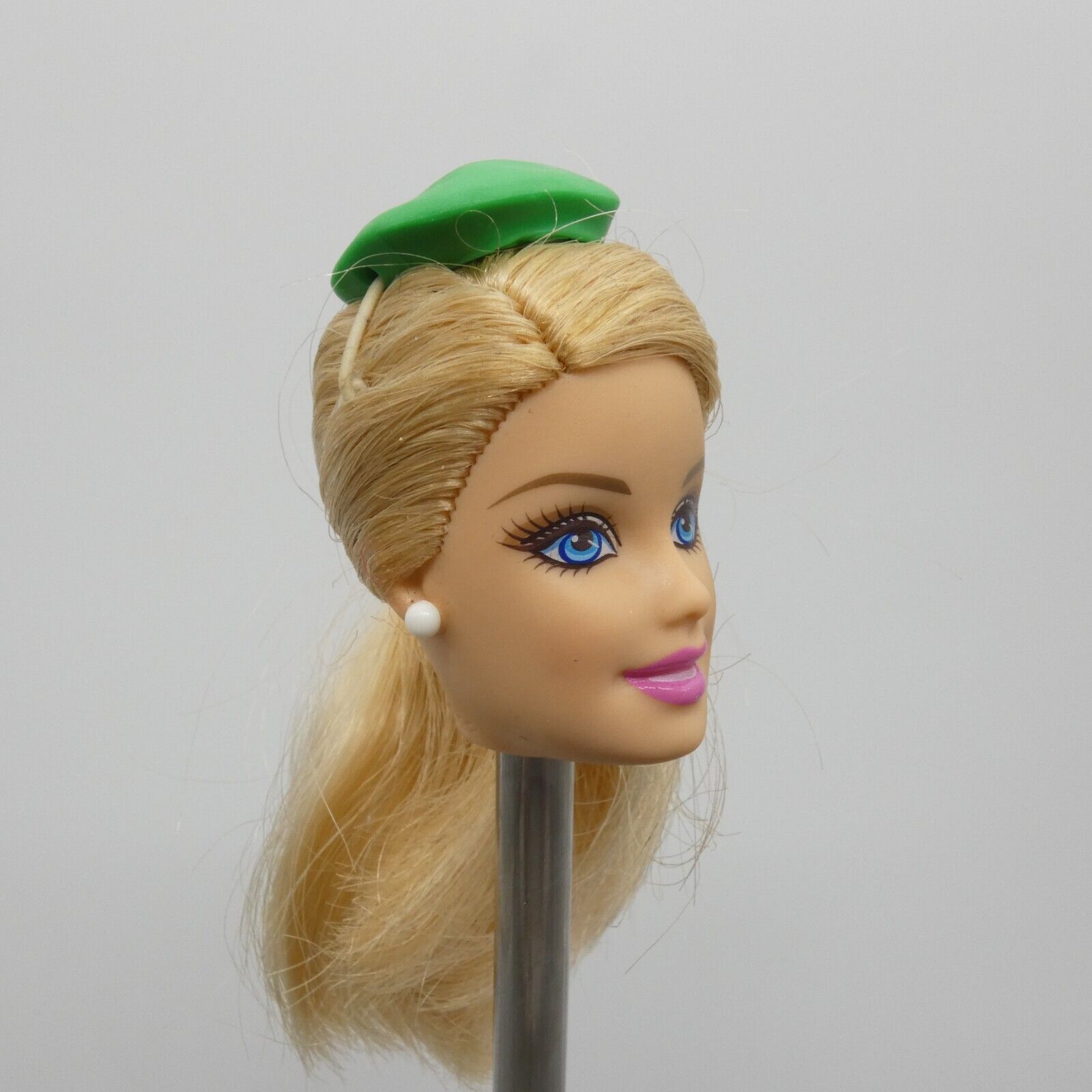 Barbie Loves Girl Scouts Doll Head Generation Girl CEO Hat Earrings 2014 BJP31