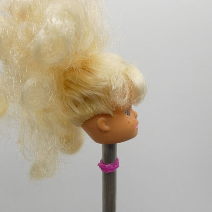 The Babysitters Club Karen Doll Head Only 6" Child Blonde Curly Hair 1991 Remco