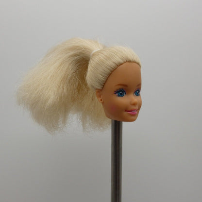 Barbie Fun To Dress Doll Head SuperStar Blonde Medium Light Skin 1993 3240