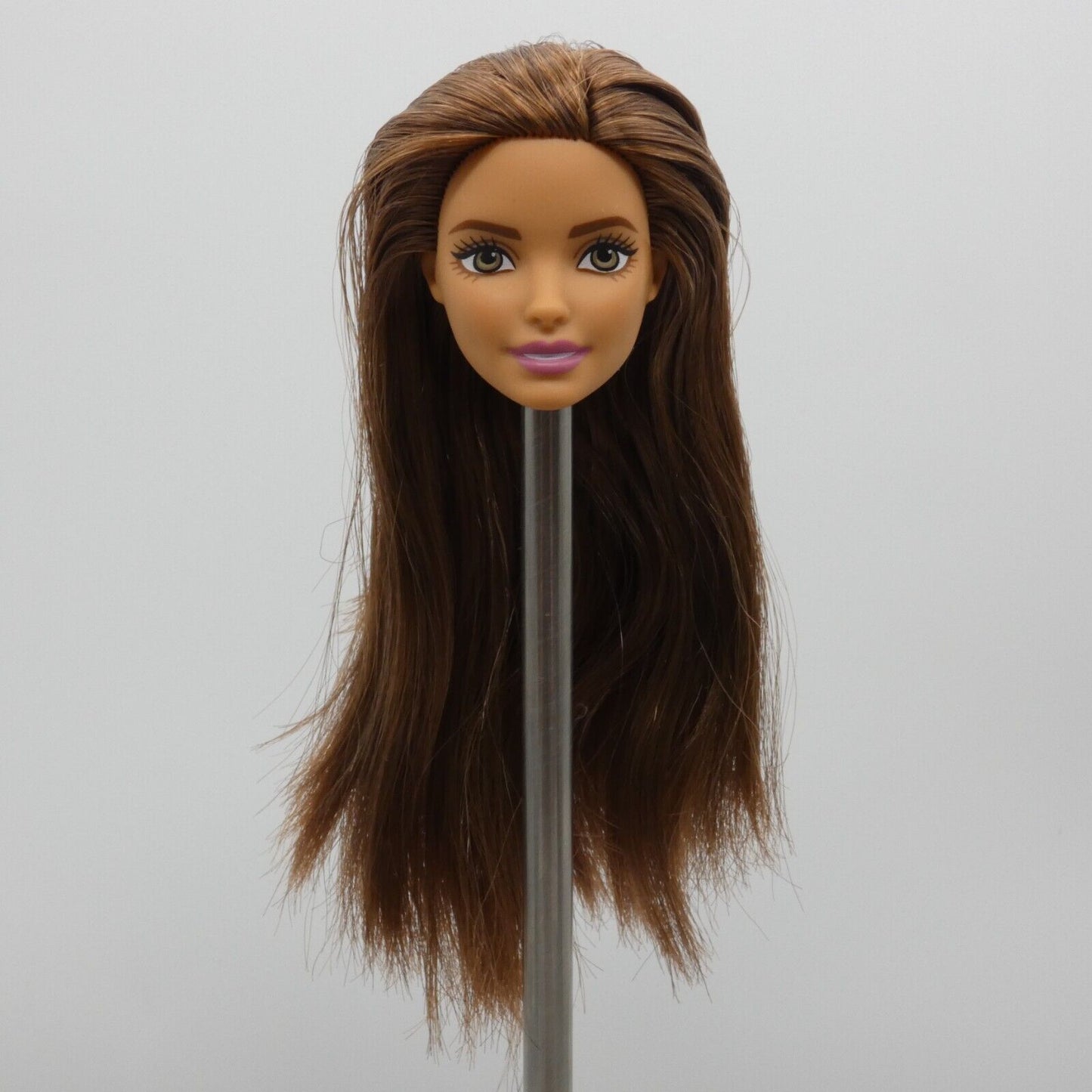 Barbie Fashionistas Doll Head Neysa Brown Hair Medium Light Skin 2023 HKT78