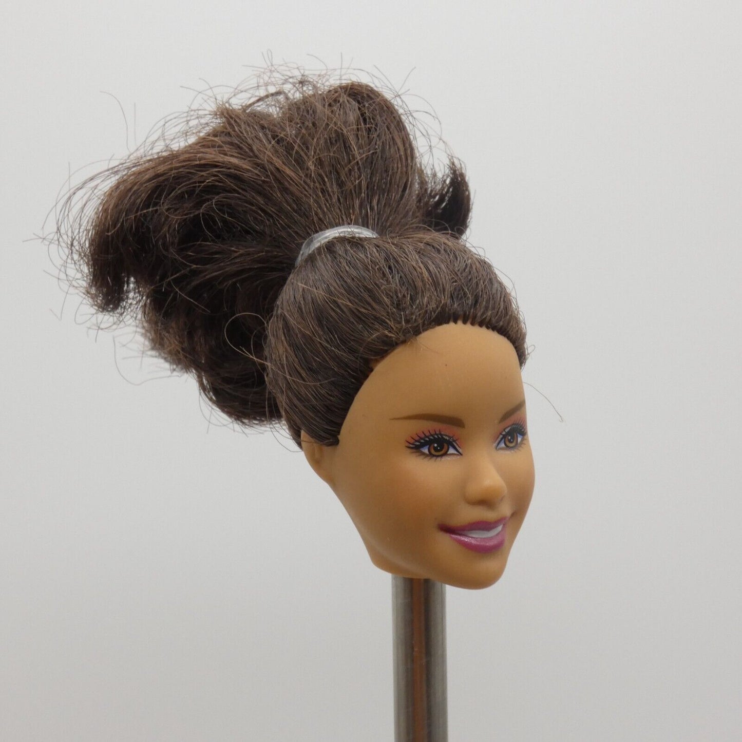 Disney High School Musical Gabriella Doll Head Only Brown Brunette 2009 Mattel B