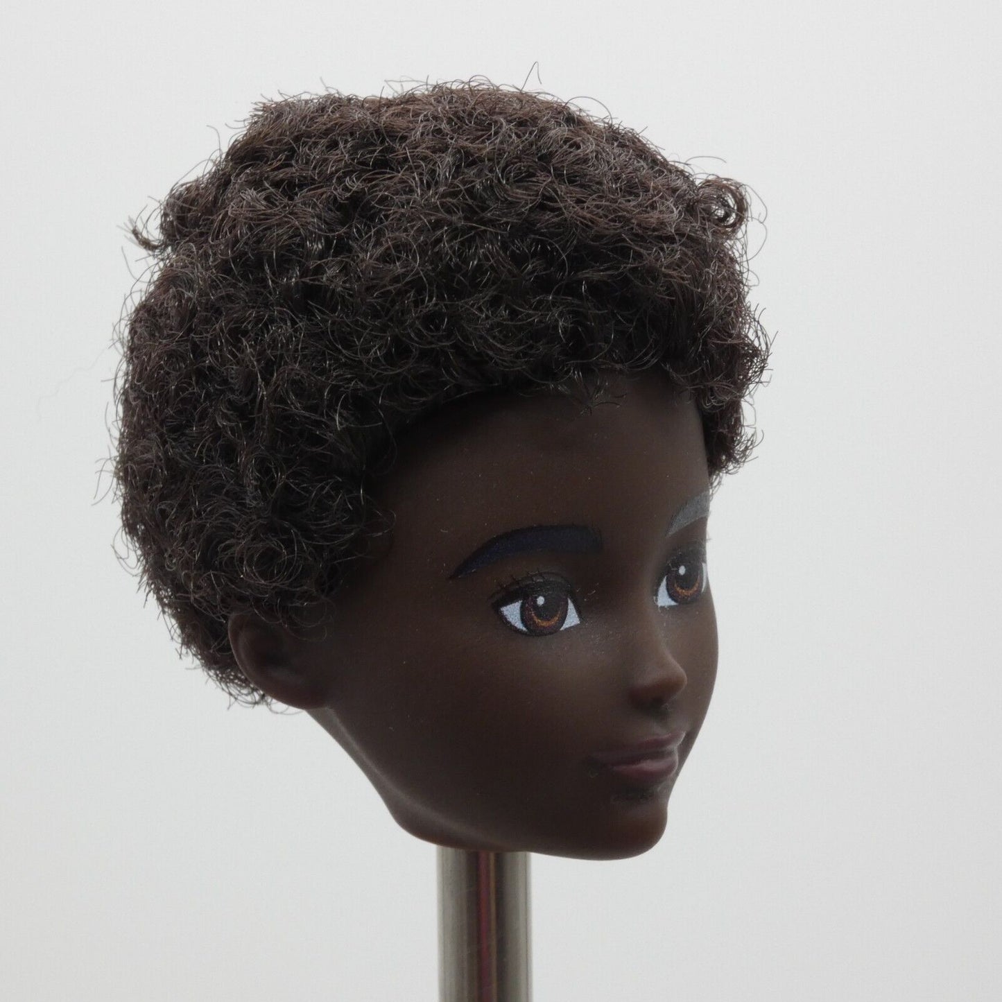 Creatable World Doll Head Curly Black Hair AA Dark Skin 2020 Mattel GKV49