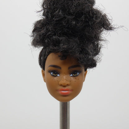 Barbie Fashionistas 185 Doll Head AA Mbili Grace Face Medium Dark Skin Freckles