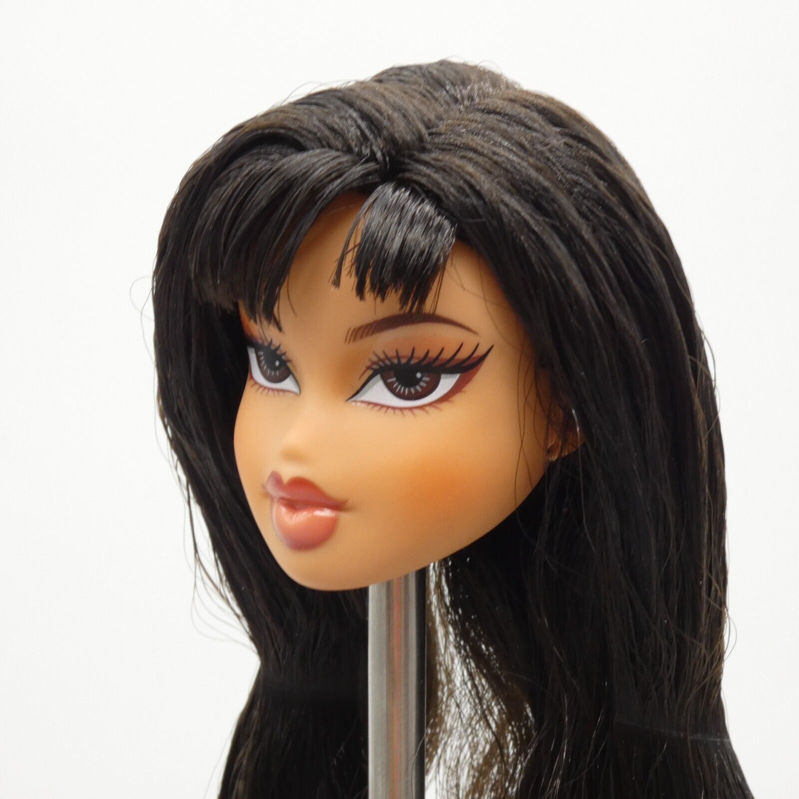 Bratz Doll Head Only Medium Light Tan Skin Kylie Jenner Day Long Hair 2023 O17B