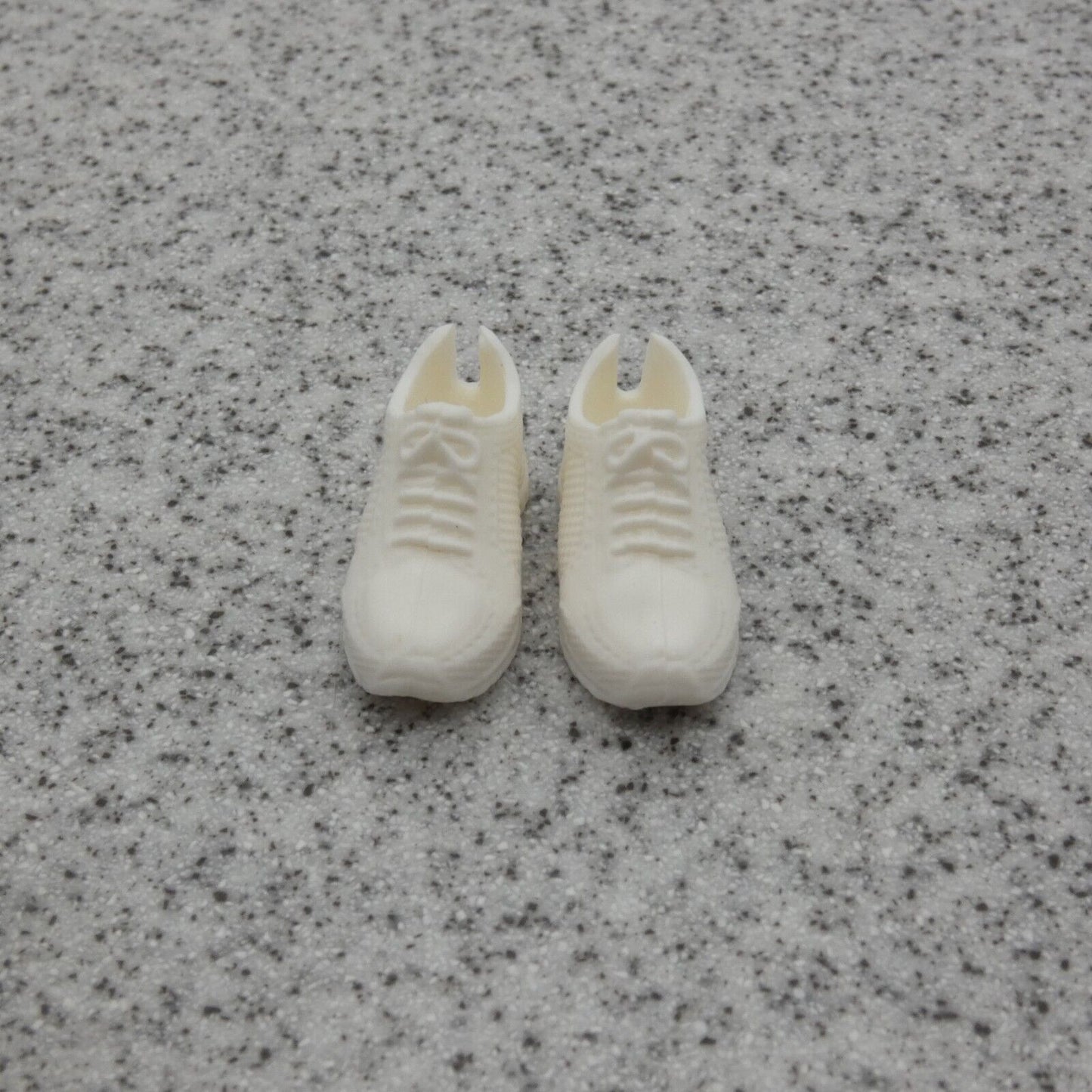 Barbie Doll White Shoes Tennis Player Athletic Made To Move 2023 Mattel HKT71