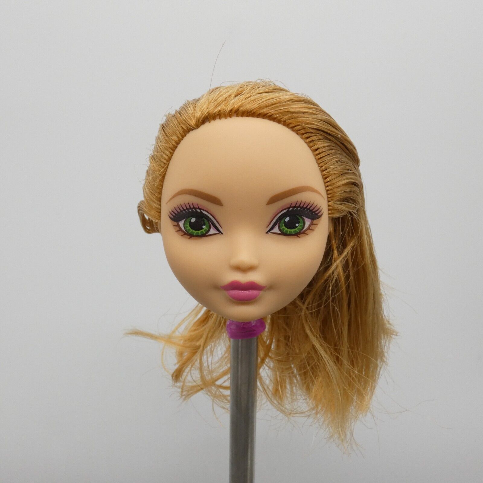 Ever After High Ashlynn Ella Wave 2 Doll Head Green Eyes 2016 Mattel DLB37