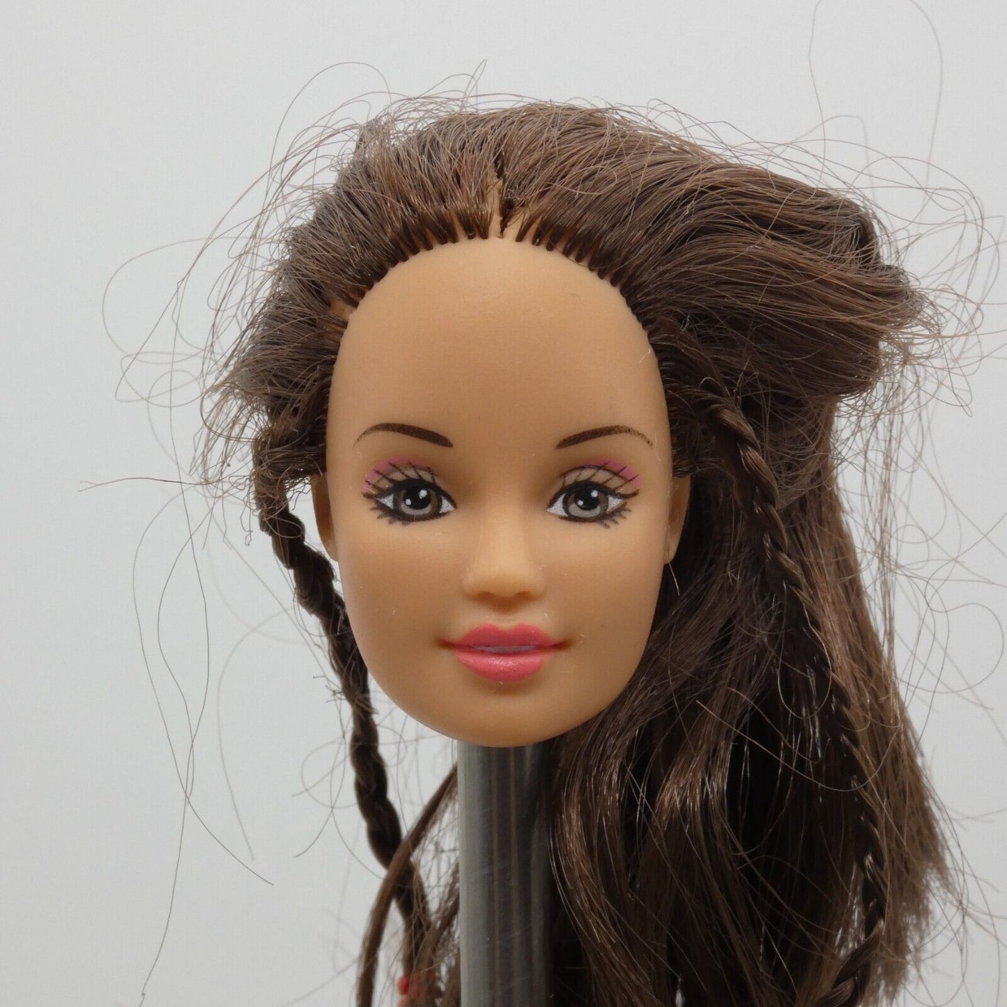 Barbie Palm Beach Teresa Doll Head Brown Eyes Hair Medium Light Skin 2002 53459