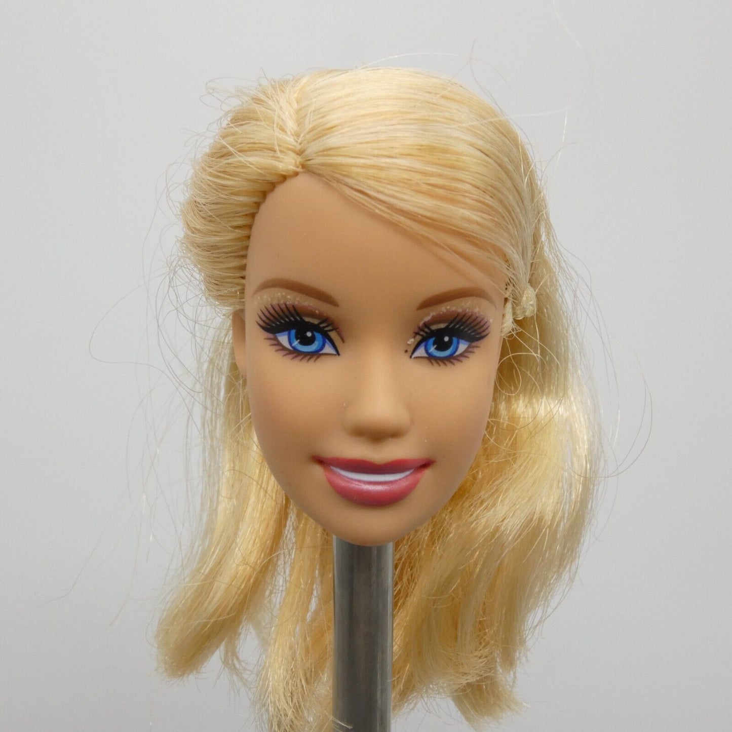 Barbie Careers TV Chef Doll Head Medium Light Skin Open Mouth 2008 Mattel N0301