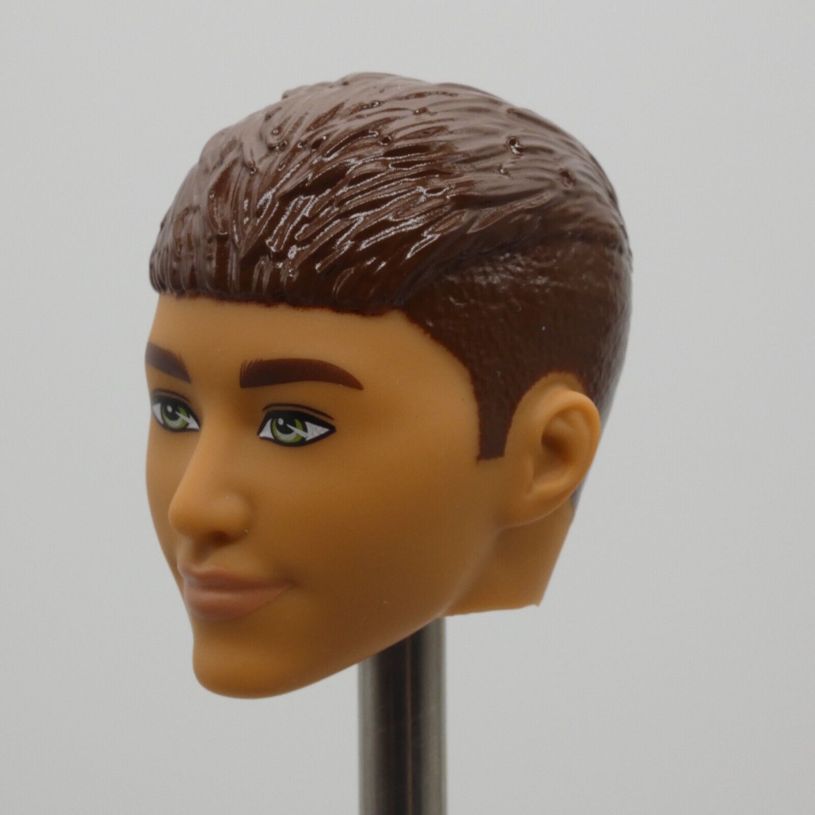 Barbie Fashionistas 195 Ken Doll Head Brown Hair French Crop Green Eyes HJT59 Y5