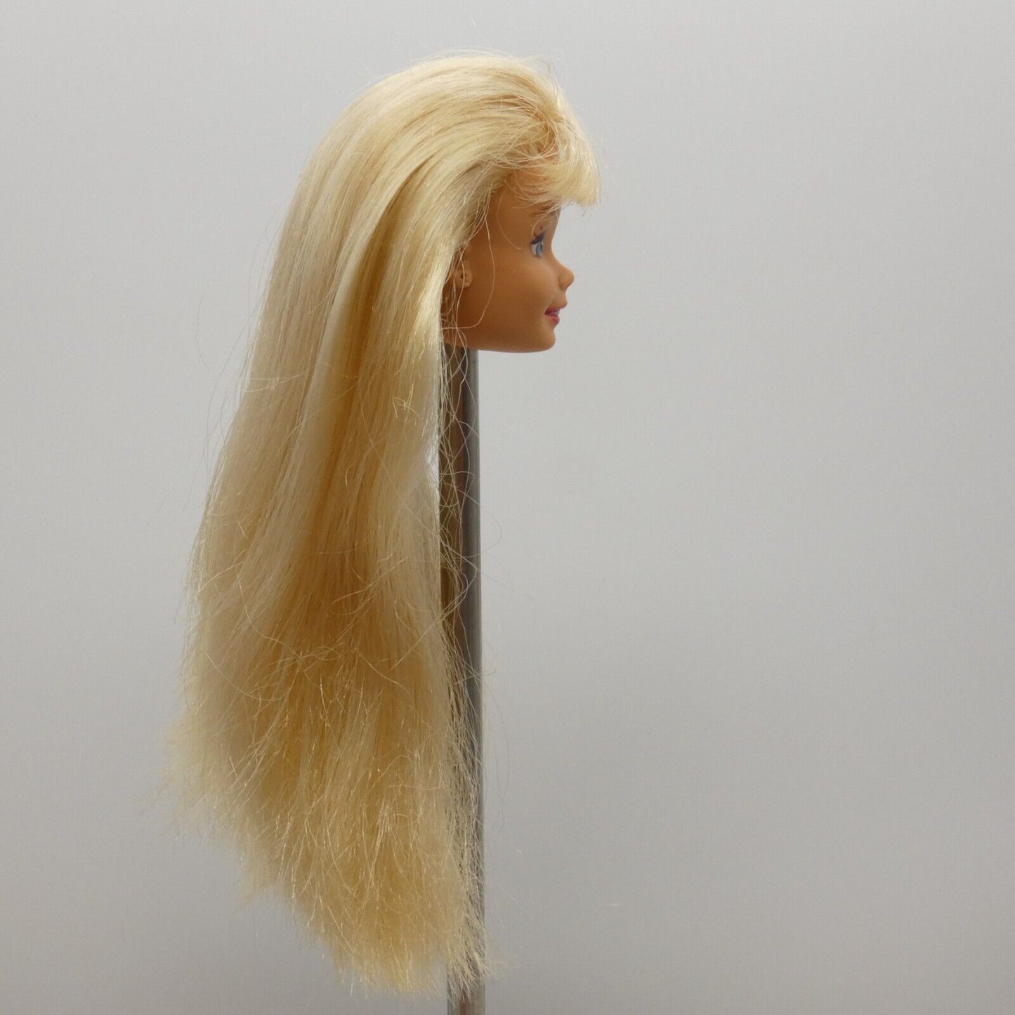 Barbie Teacher Doll Head Blonde Blue Green Eyes SuperStar 1996 Light Skin 13914