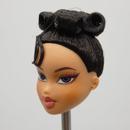 Bratz Doll Head Only Medium Light Tan Skin Kylie Jenner Night 2023 588115 O17A