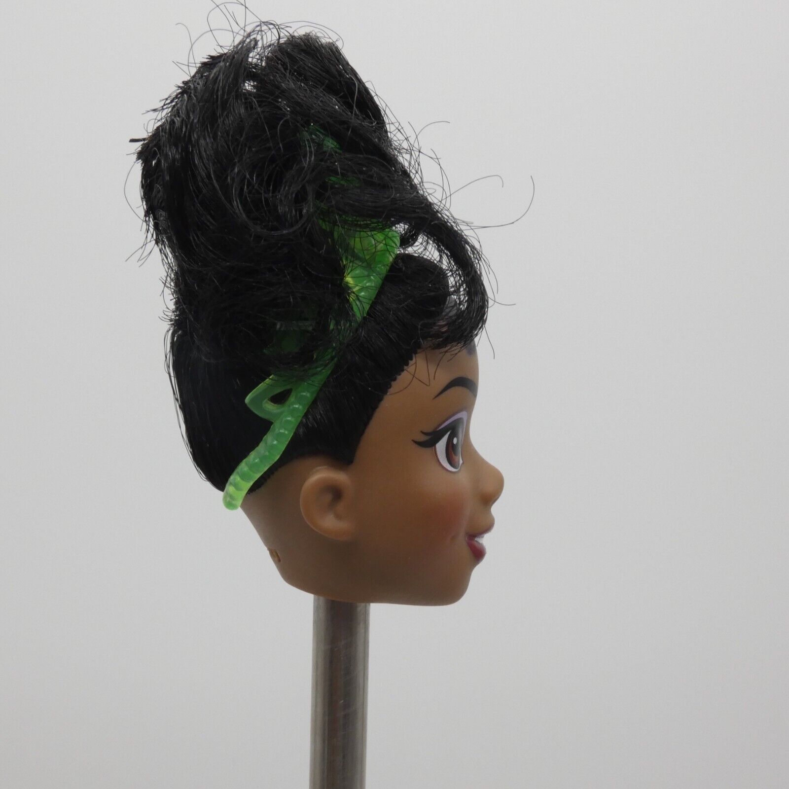 Disney Princess Tiana Doll Head Medium Dark Skin Royal Shimmer Hasbro E0279