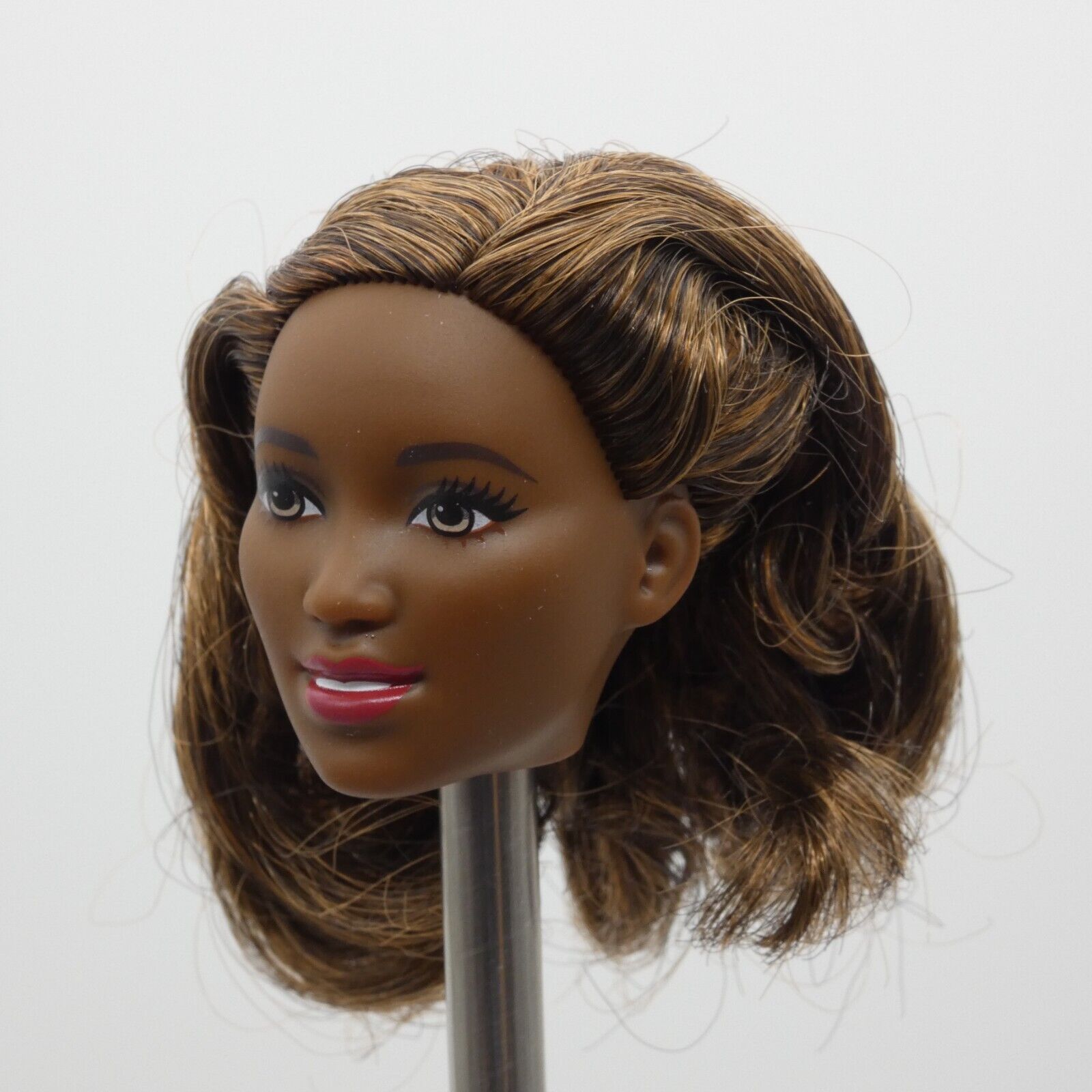 Barbie Fashionistas 39 Doll Head AA Crystal Face Dark Skin FNJ39 Mattel 2016