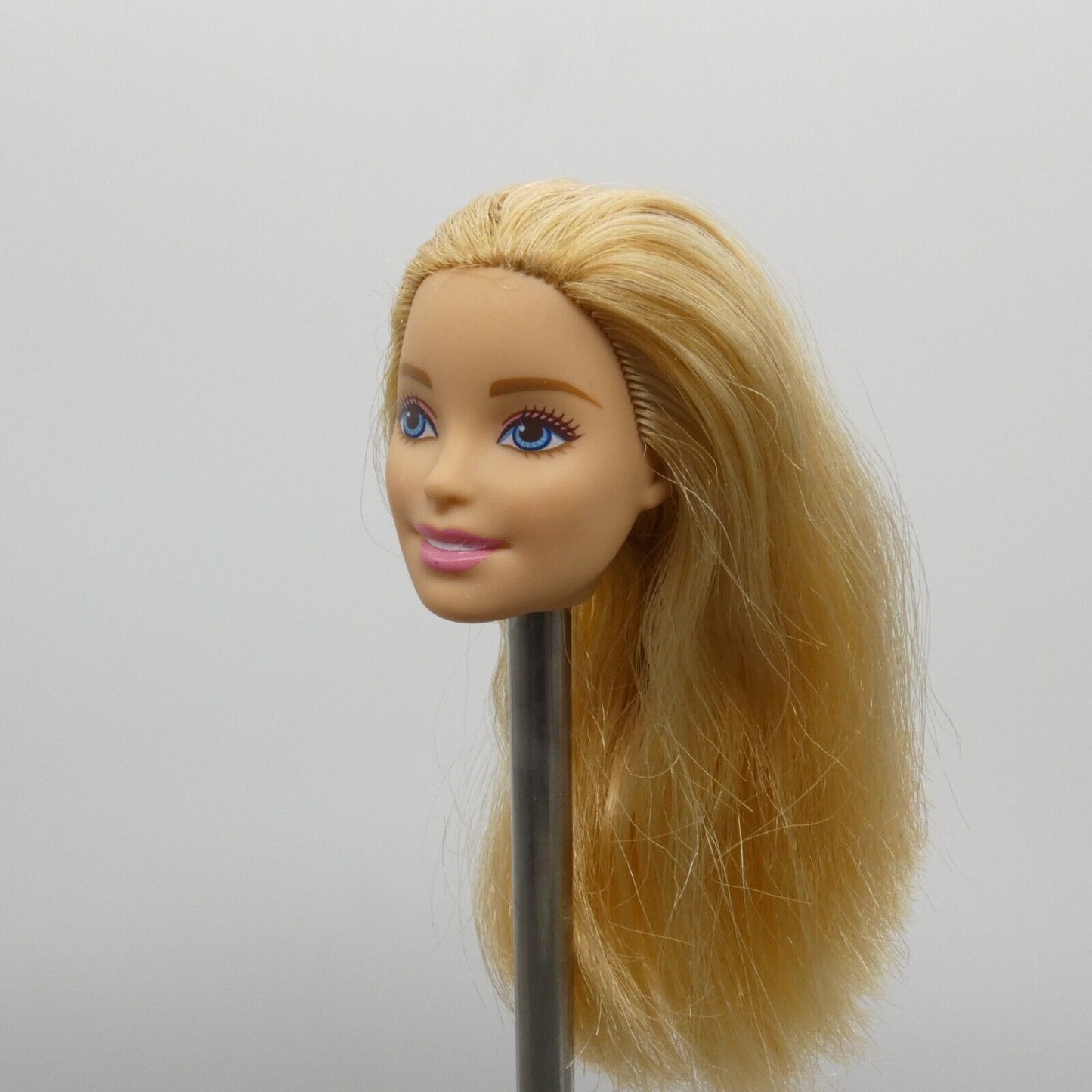 Barbie Beach Doll Head Millie Face Straight Hair Ponytail 2015 Mattel CFF12 B2