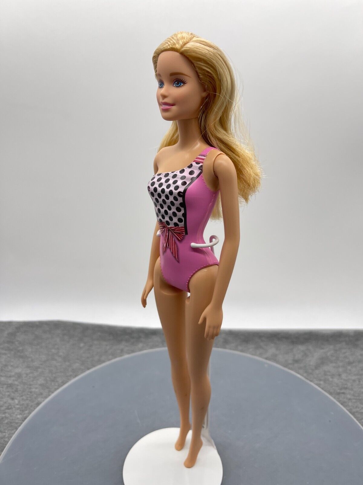 Barbie Beach Water Play Doll Millie Blonde Pink Swimsuit Heel Feet CFF12 Mattel