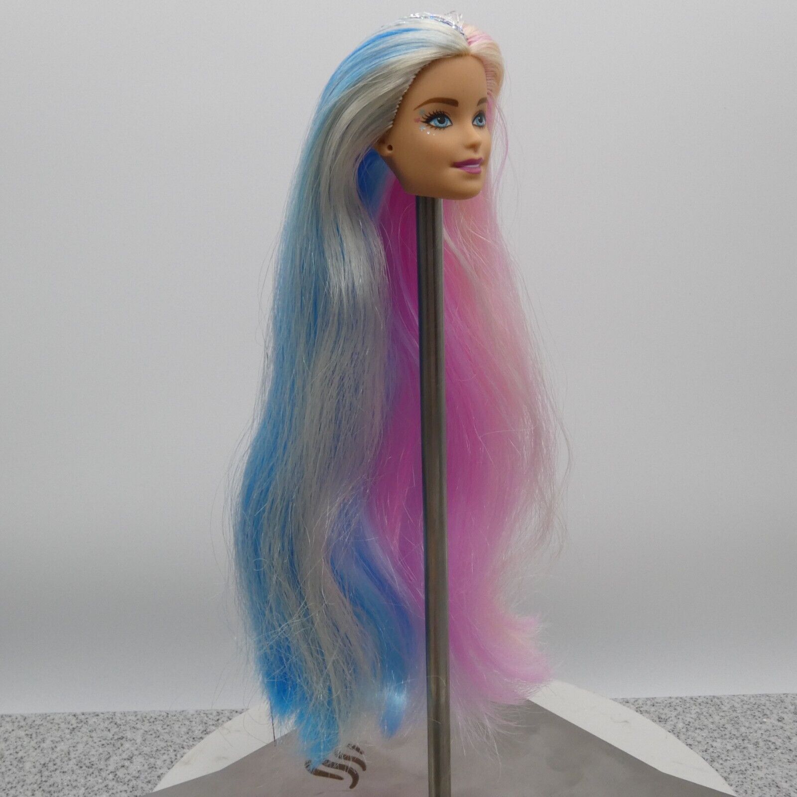 Barbie Fantasy Hair Doll Head Millie Face Pink Blue Blonde Hair 2020 GHN04 M4