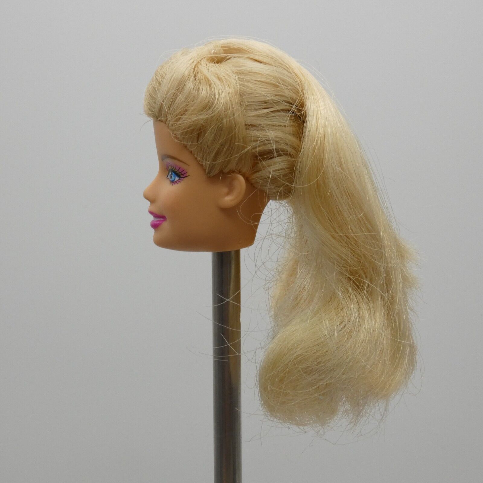 Barbie In the Pink Shoes Doll Head Generation Girl CEO Face Blonde 2013 X8810