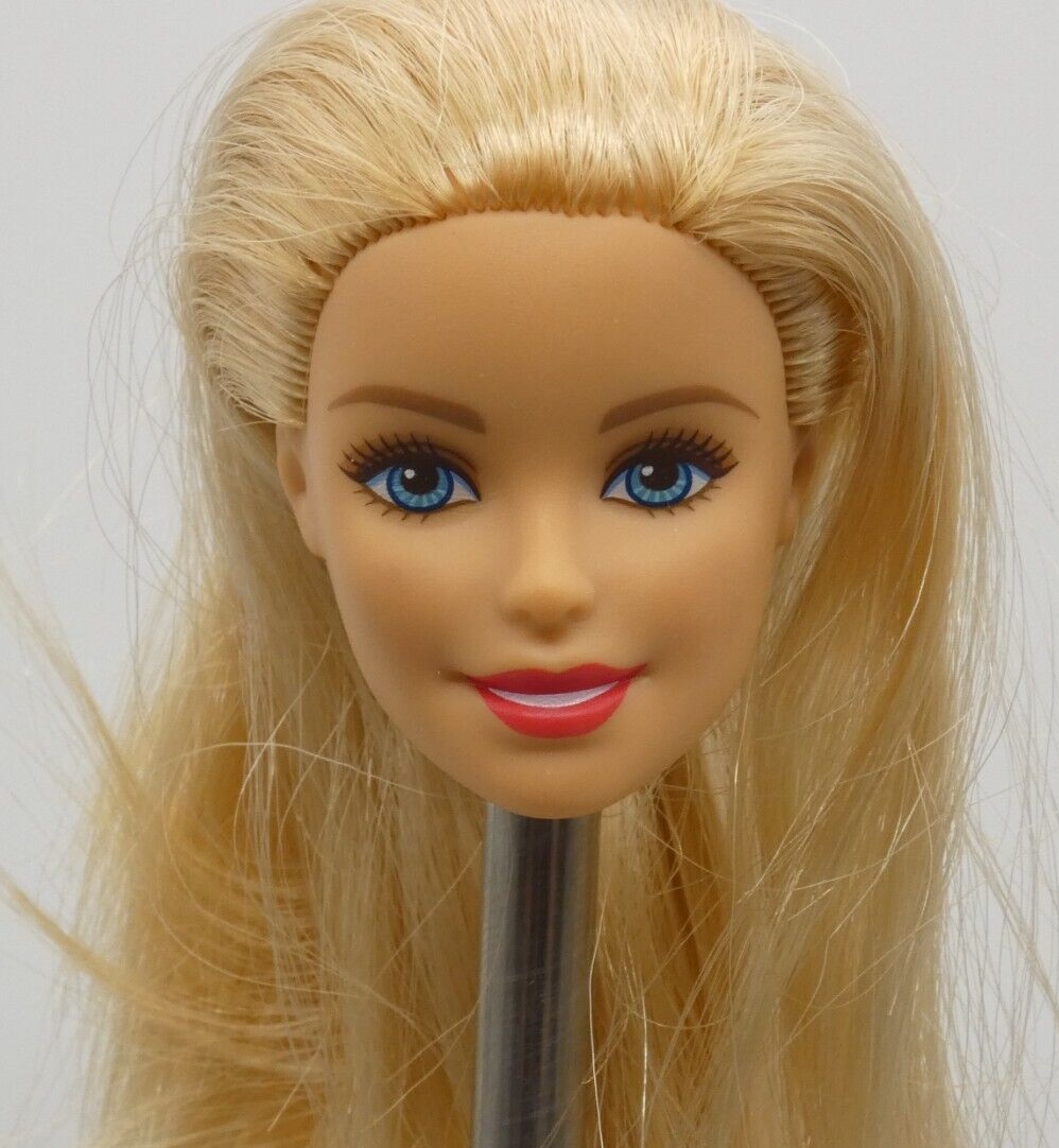 Barbie Candy Cane Holiday Doll Head Only Millie Face Blonde 2016 Mattel DNJ47