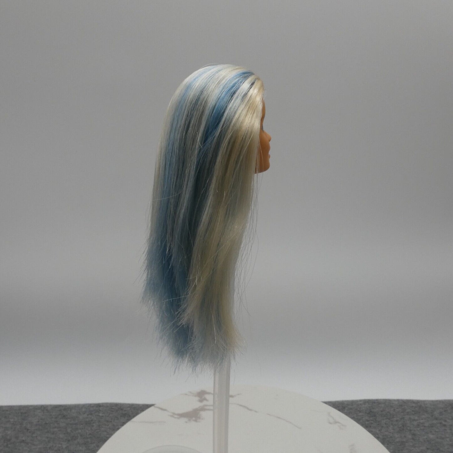 Barbie Fashionistas 120 Doll Head Only Millie White Blue Hair 2019 Mattel FXL53