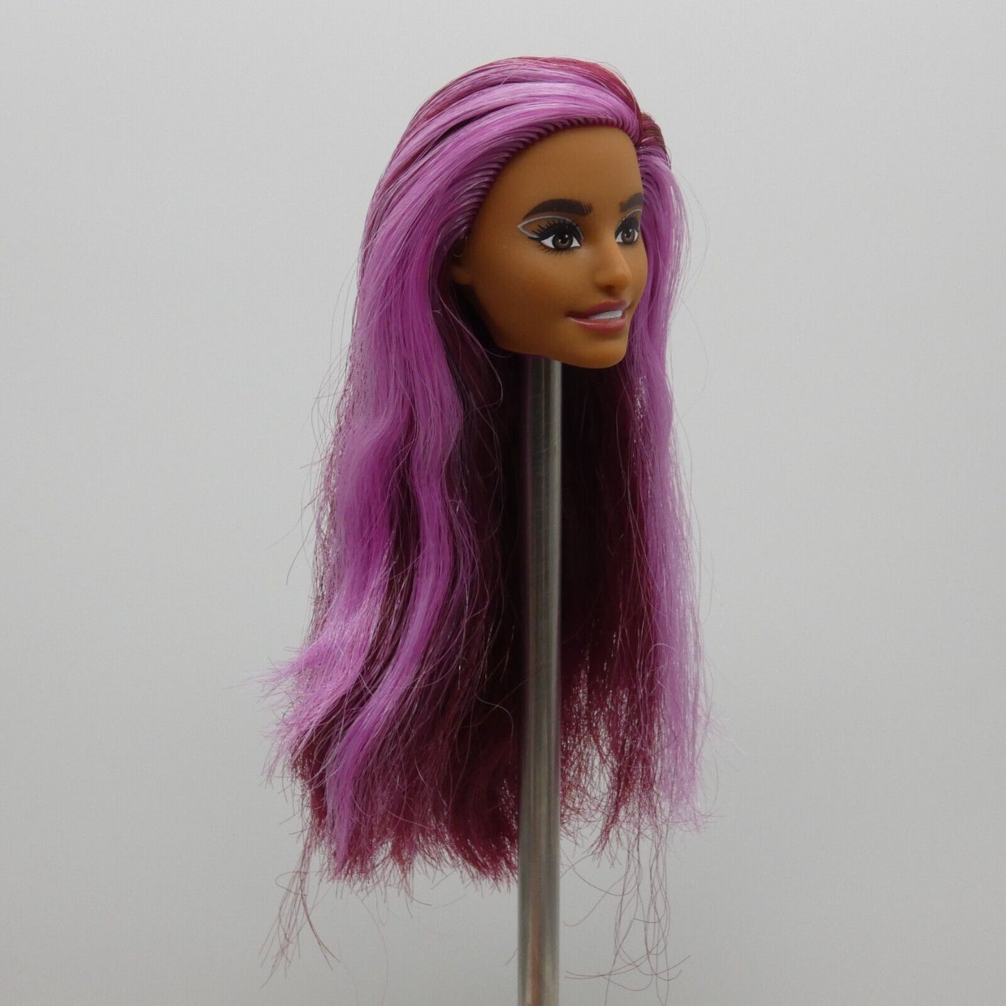 Barbie Fashionistas 207 Doll Head Greek Face Magenta Pink Hair Medium Skin HJT04