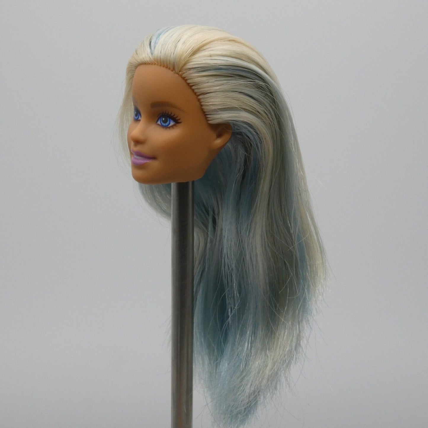 Barbie Fashionistas 120 Doll Head Only Millie Blonde Blue Hair 2019 FXL53 Mattel