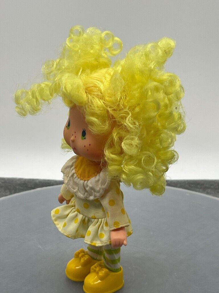 Strawberry Shortcake Lemon Meringue Doll Yellow Hair Outfit Shoes Tights VTG 5"