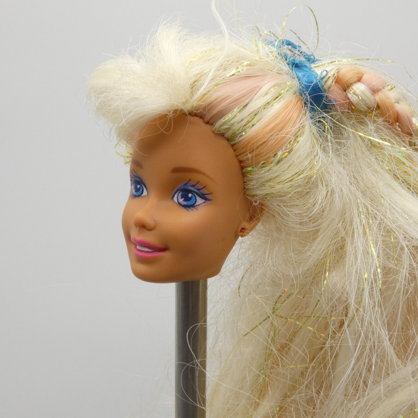 Sun Jewel Barbie Doll Head Wavy Glitter Hair Medium Tan Skin 1993 Mattel 10953