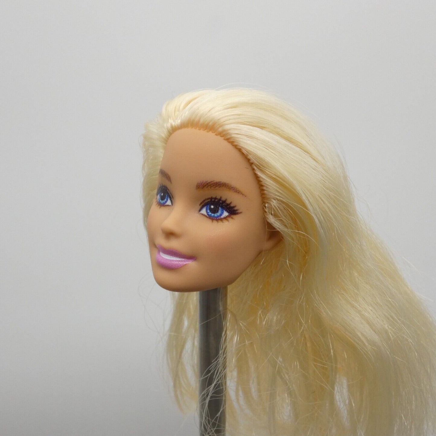 Barbie Doll Head Only Millie Face Open Mouth Medium Light Skin Tone