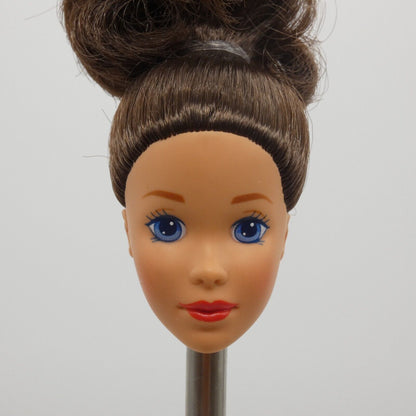 Disney Mary Poppins Doll Head 1993 Brown Hair Medium Light Skin Mattel 10313