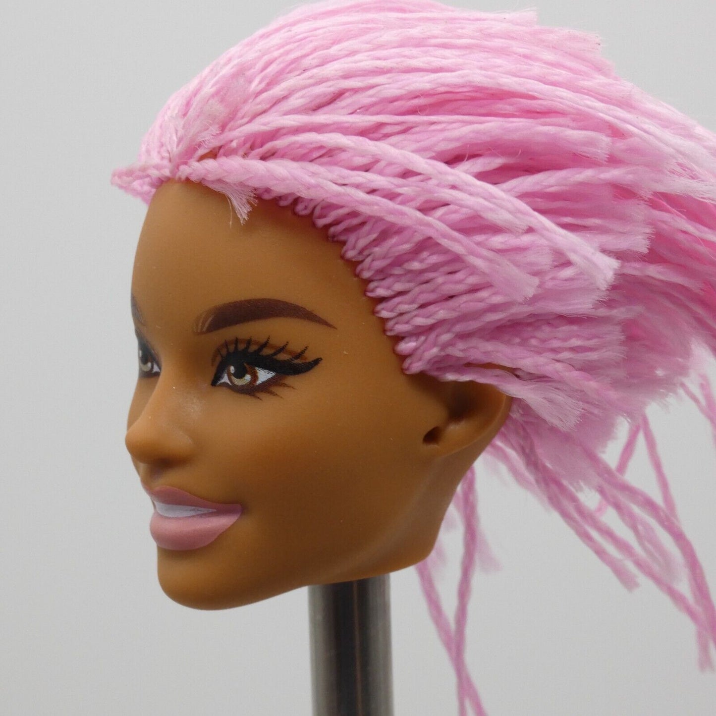 Barbie Extra 10 Doll Head Alec Face AA Medium Light Skin Pink Braids GXF09 2021