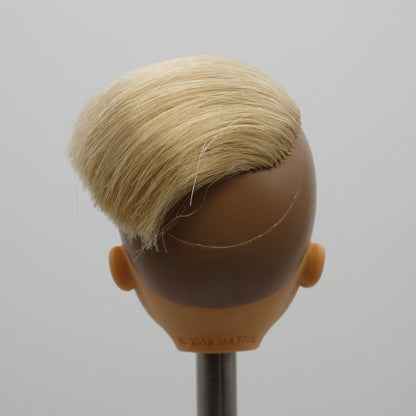 Creatable World Doll Head Blonde Hair Side Shave Medium Light Skin 2020 GKV44