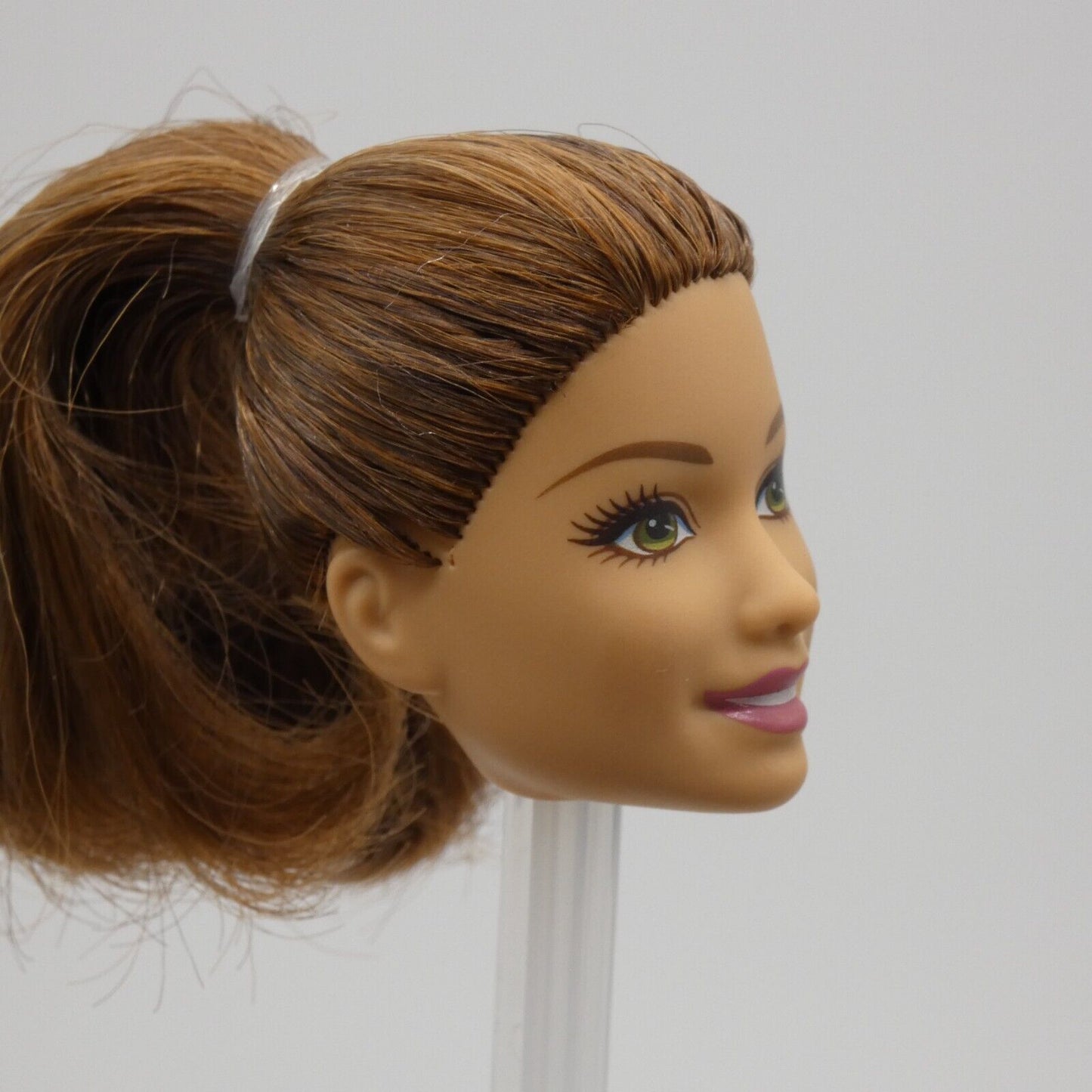 Barbie Fashionistas 15 Doll Head Summer Face Brown Hair Green Eyes 2015 DGY58